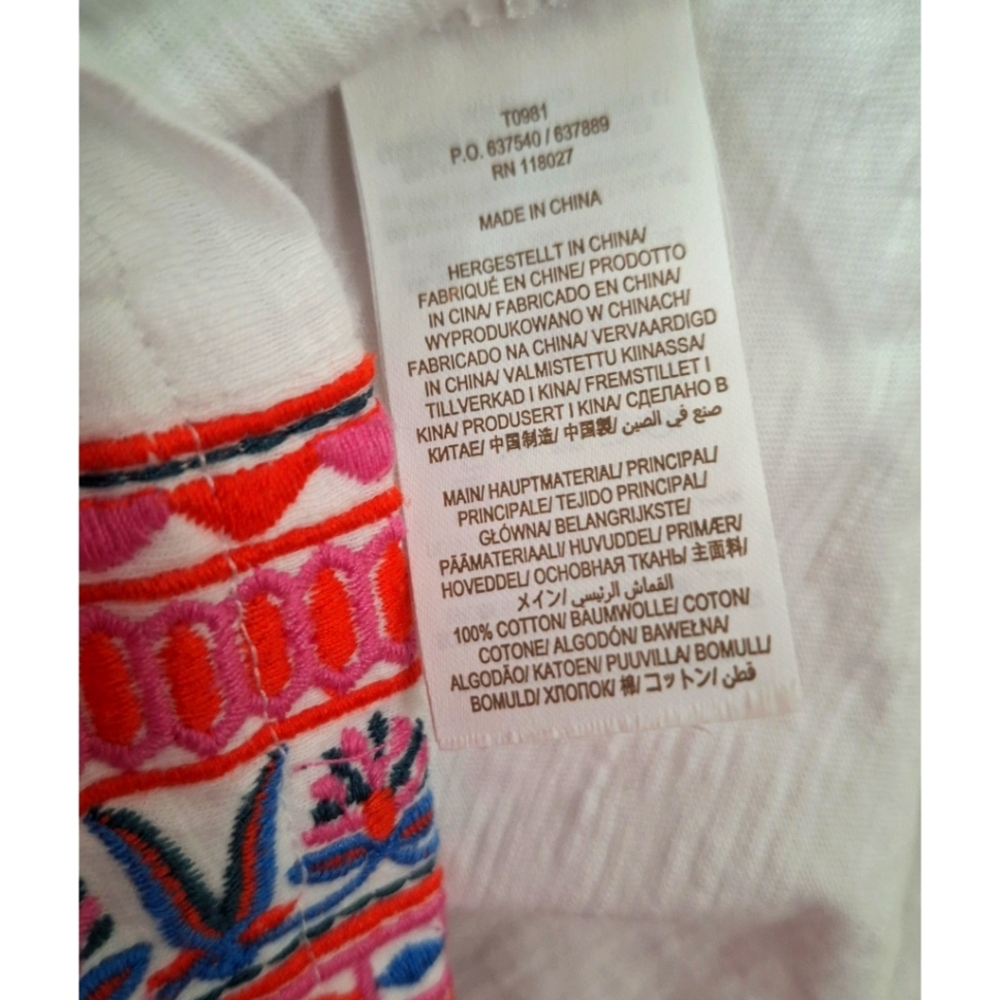 Boden | Embroidered V-Parth Boho Top Blouse - Picture 12 of 16